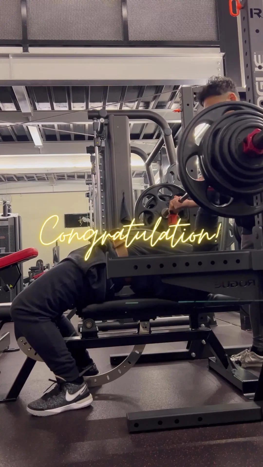 お客様の記録更新を心から祝福しています！