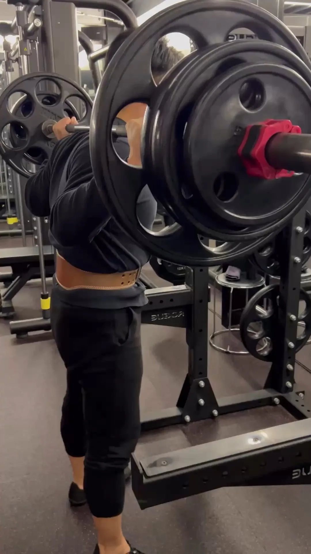 スクワットは最高のエクササイズのひとつです！